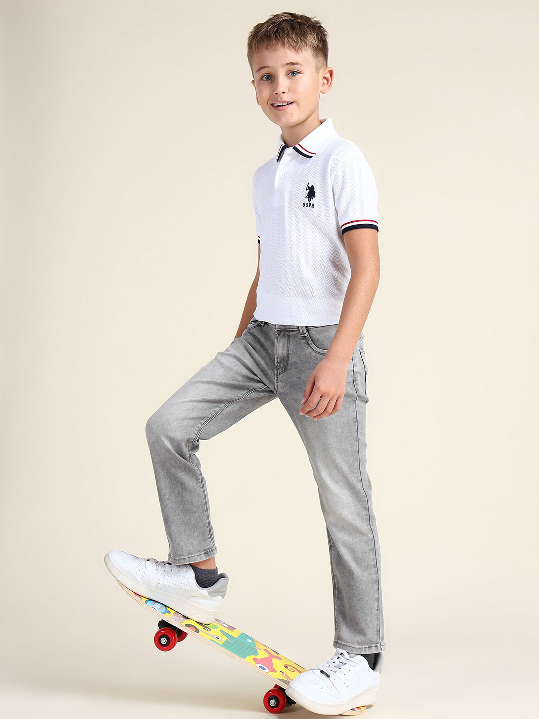 

U.S. Polo Assn. Kids Boys Slim Fit Heavy Fade Stretchable Jeans, Grey