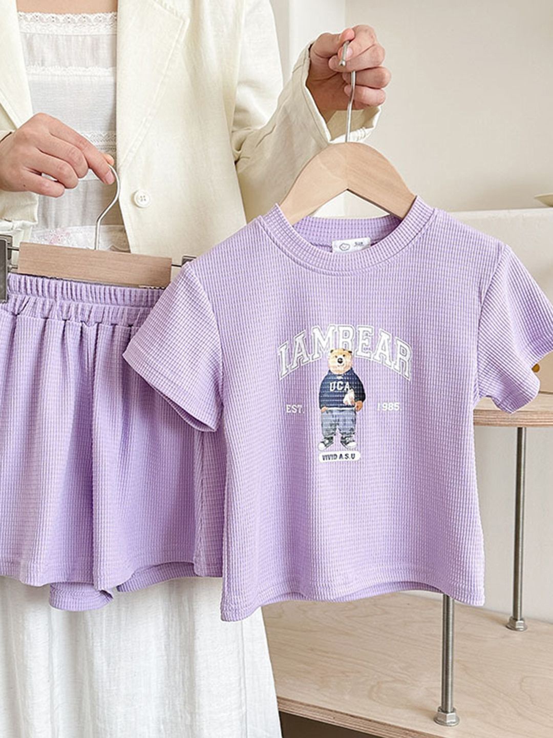 

YK Girls Printed T-shirt With Shorts Clothing Set, Purple