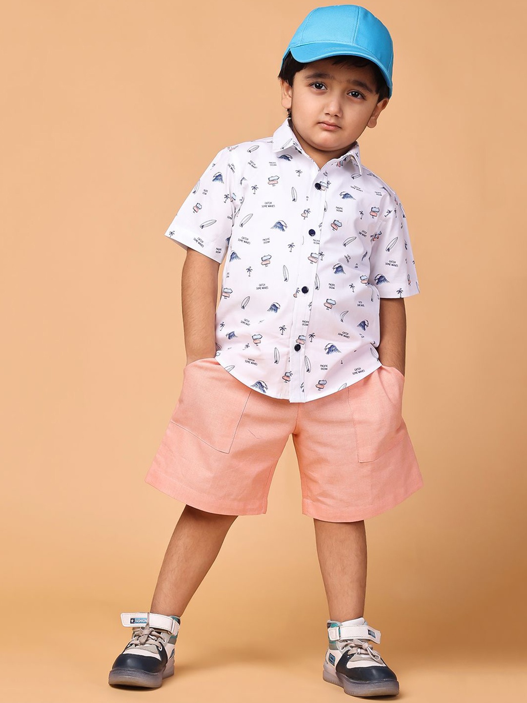 

Piccolo Piglet Unisex Kids Printed Shirt with Shorts, White