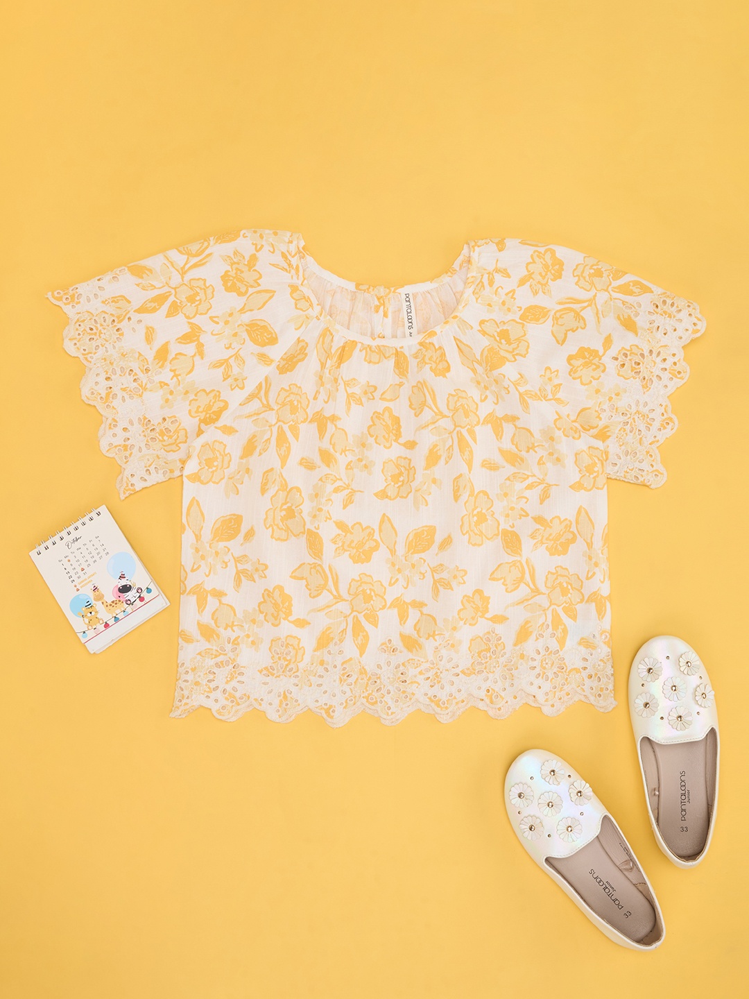 

Pantaloons Junior Cotton short Top, White