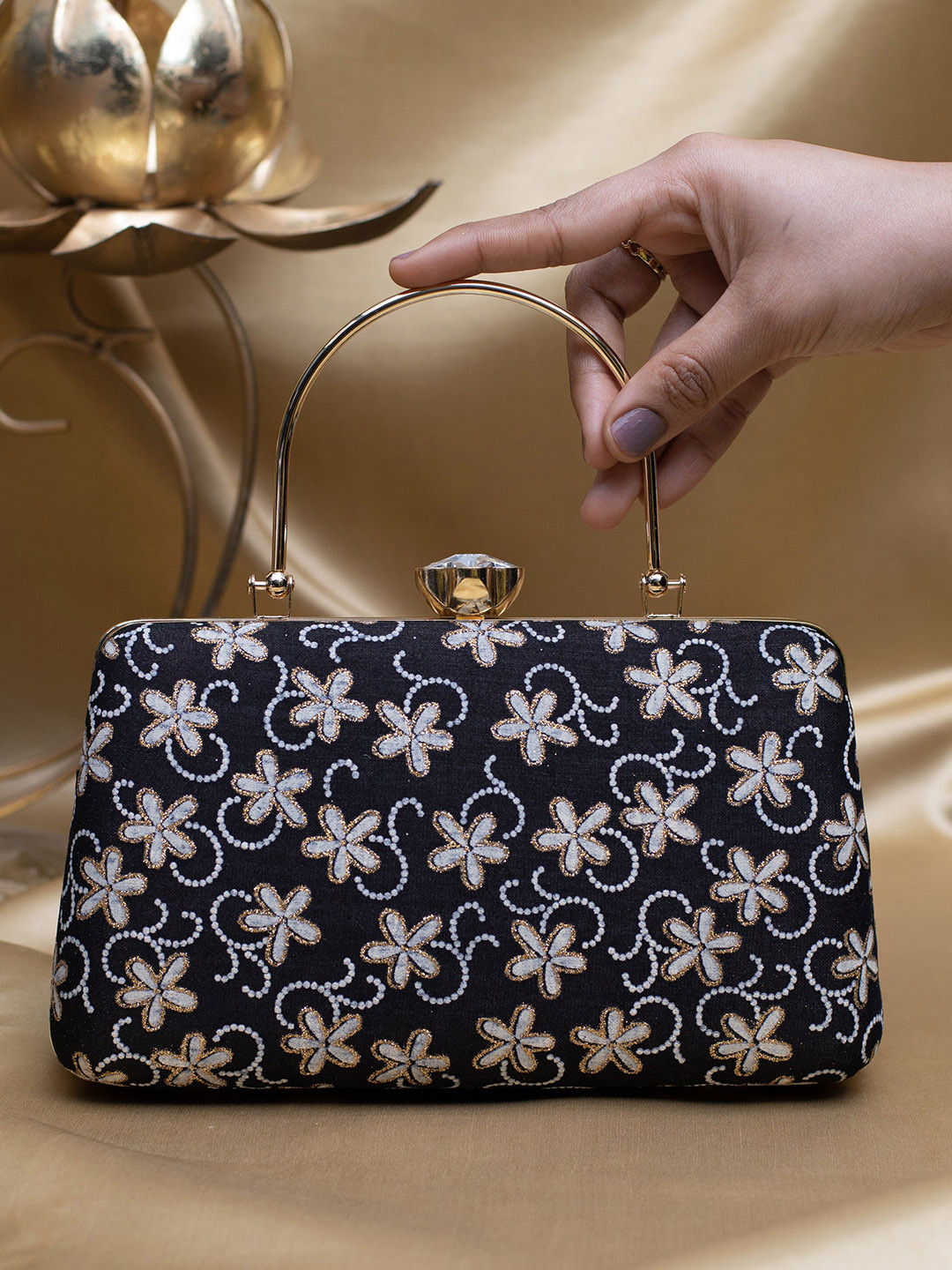 

ARTKLIM Embroidered Box Clutch, Black