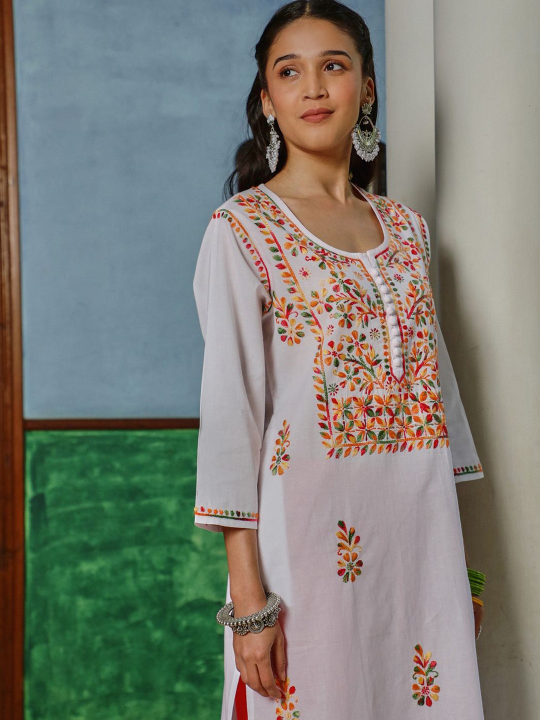 

House of Chikankari Women White Cotton Chikankari Solid Long Kurta