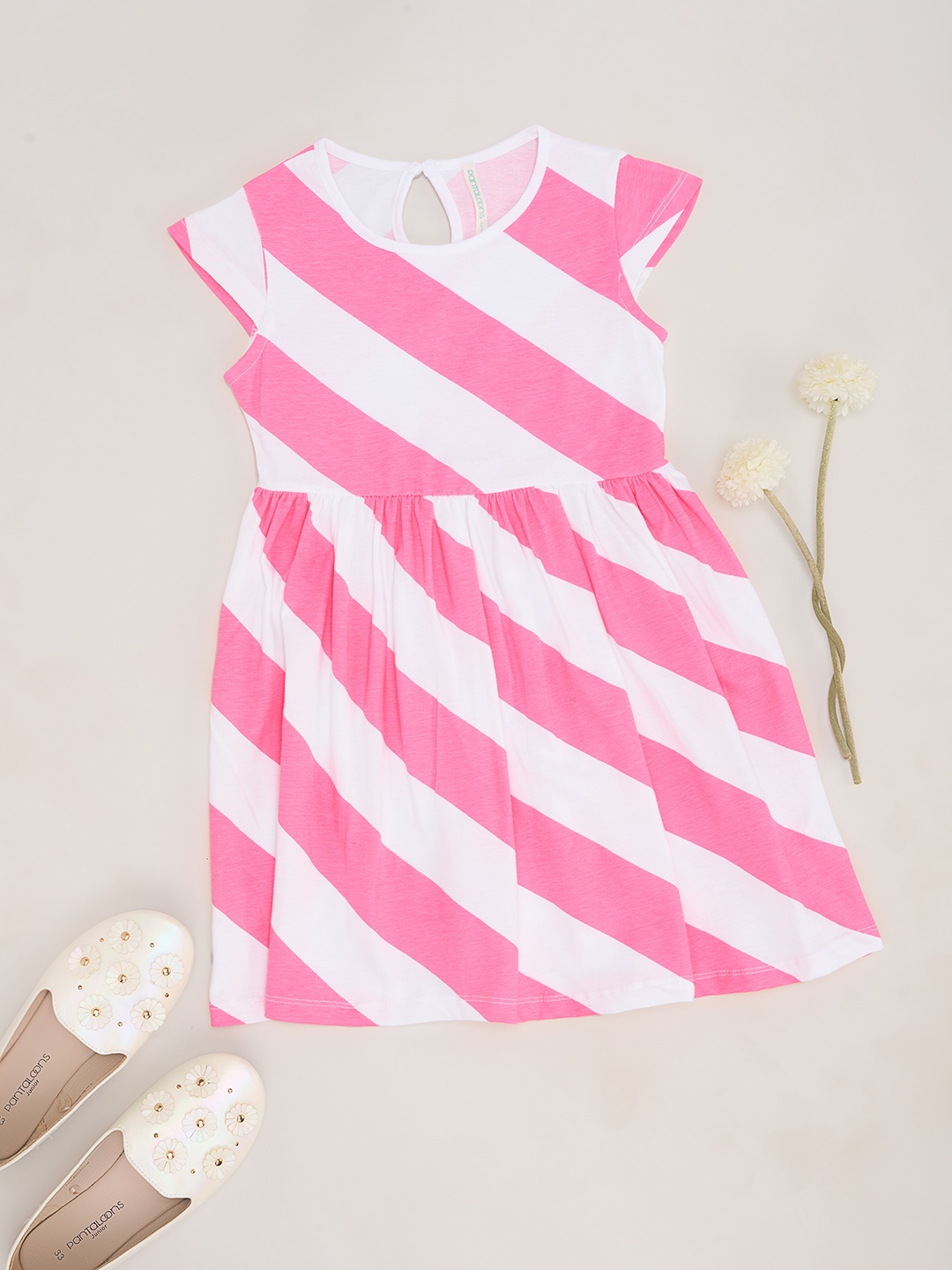 

Pantaloons Junior Fit & Flare Mini Dress, Off white