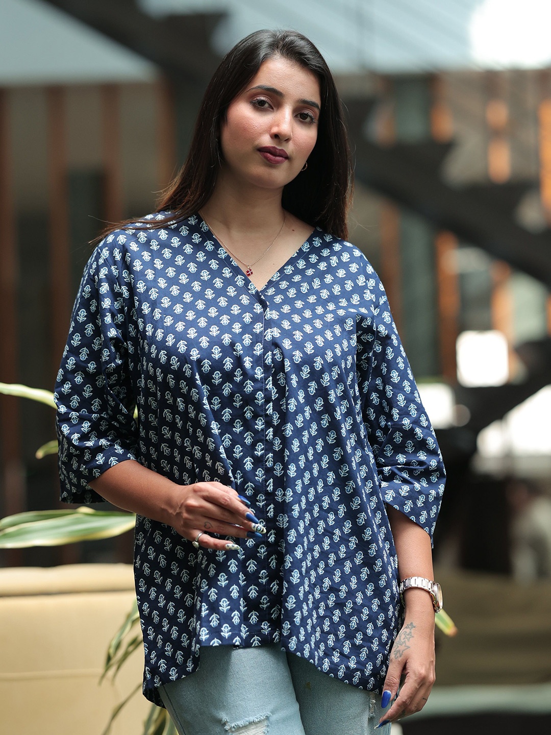 

Swarna Akriti Women Relaxed Opaque Checked Casual Shirt, Blue