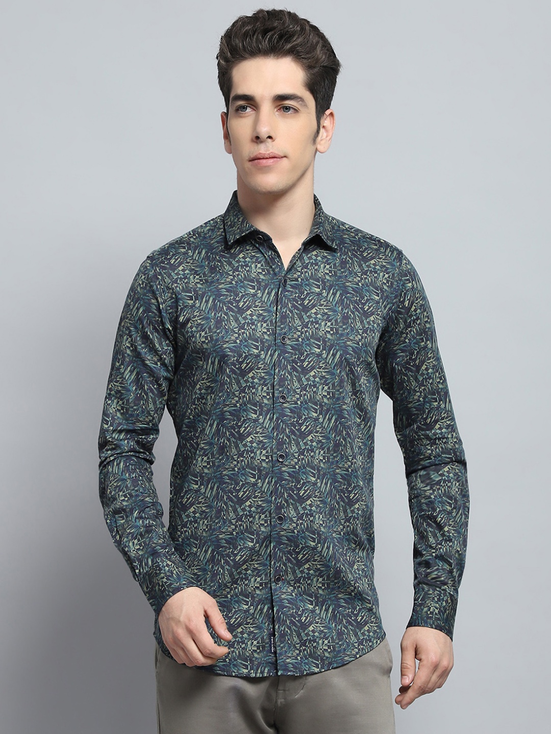 

Monte Carlo Men Floral Opaque Printed Casual Shirt, Green