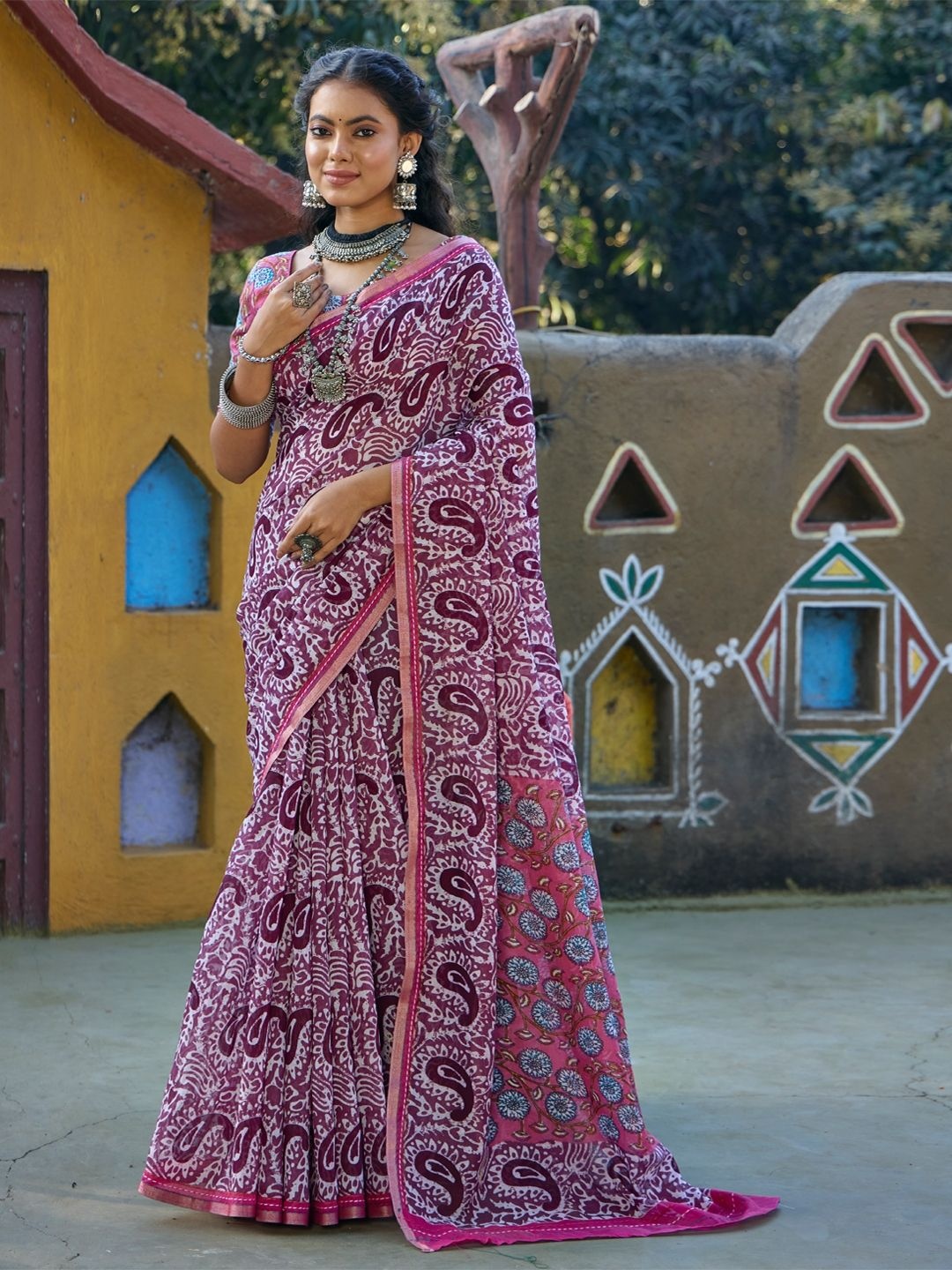 

CHUDIYA Batik Pure Cotton Saree, Magenta