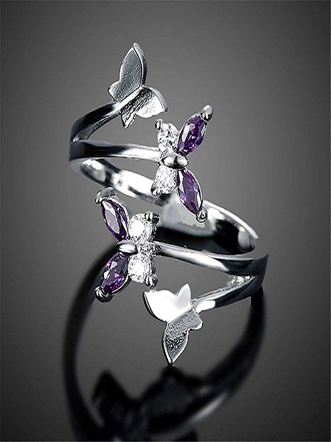 

DressBerry Silver-Plated Crystal Studded Flower Finger Ring