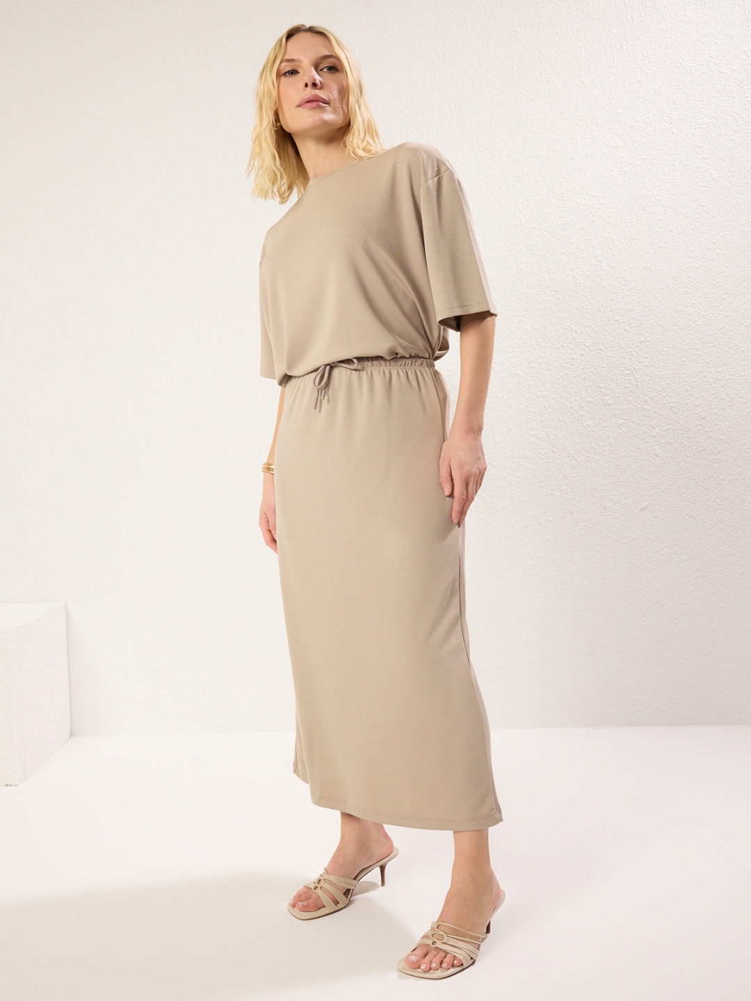 

Trendyol Straight Hem Maxi Skirt, Beige
