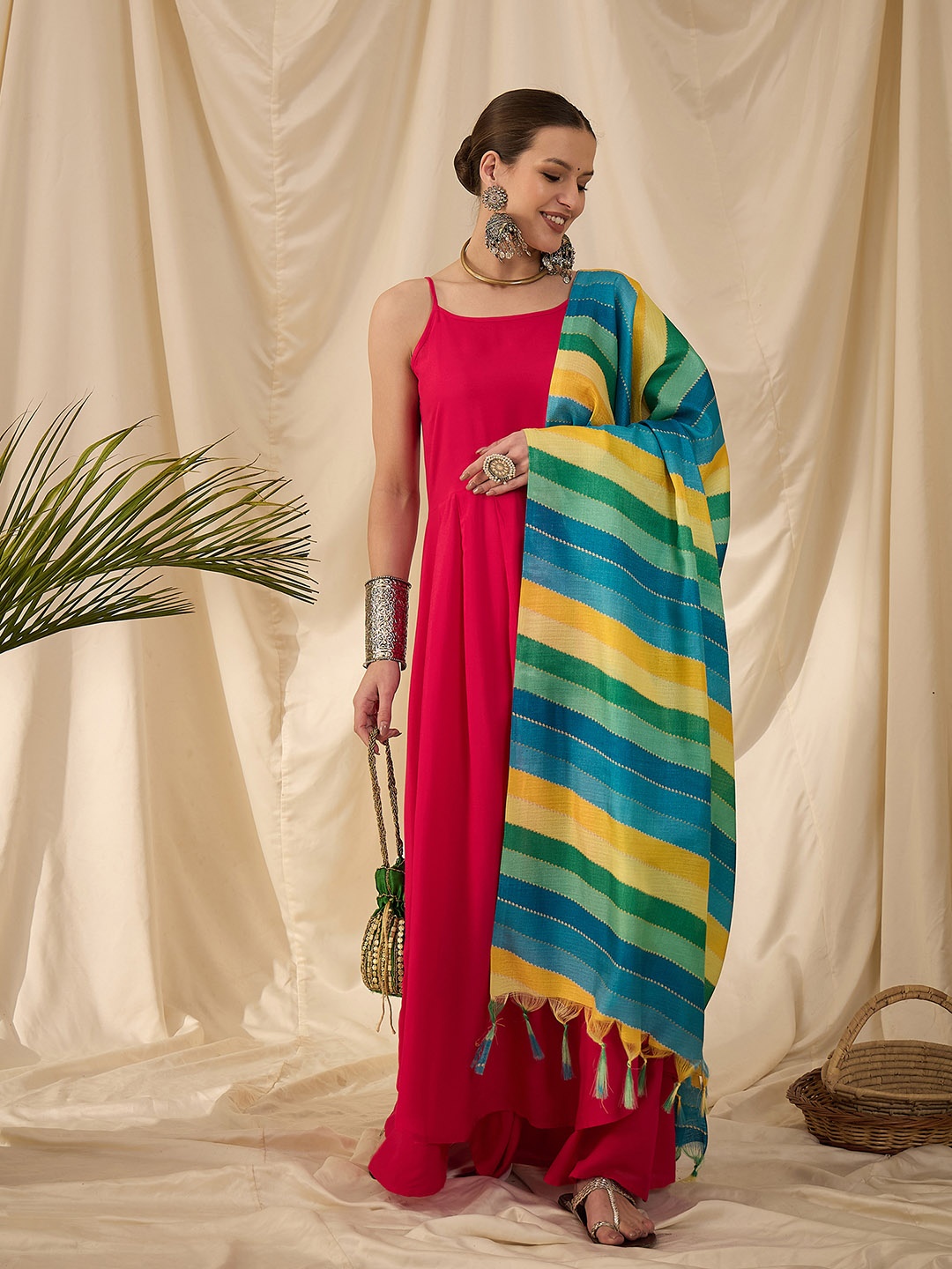 

InWeave Women Regular Kurta with Palazzos & With Dupatta, Fuchsia