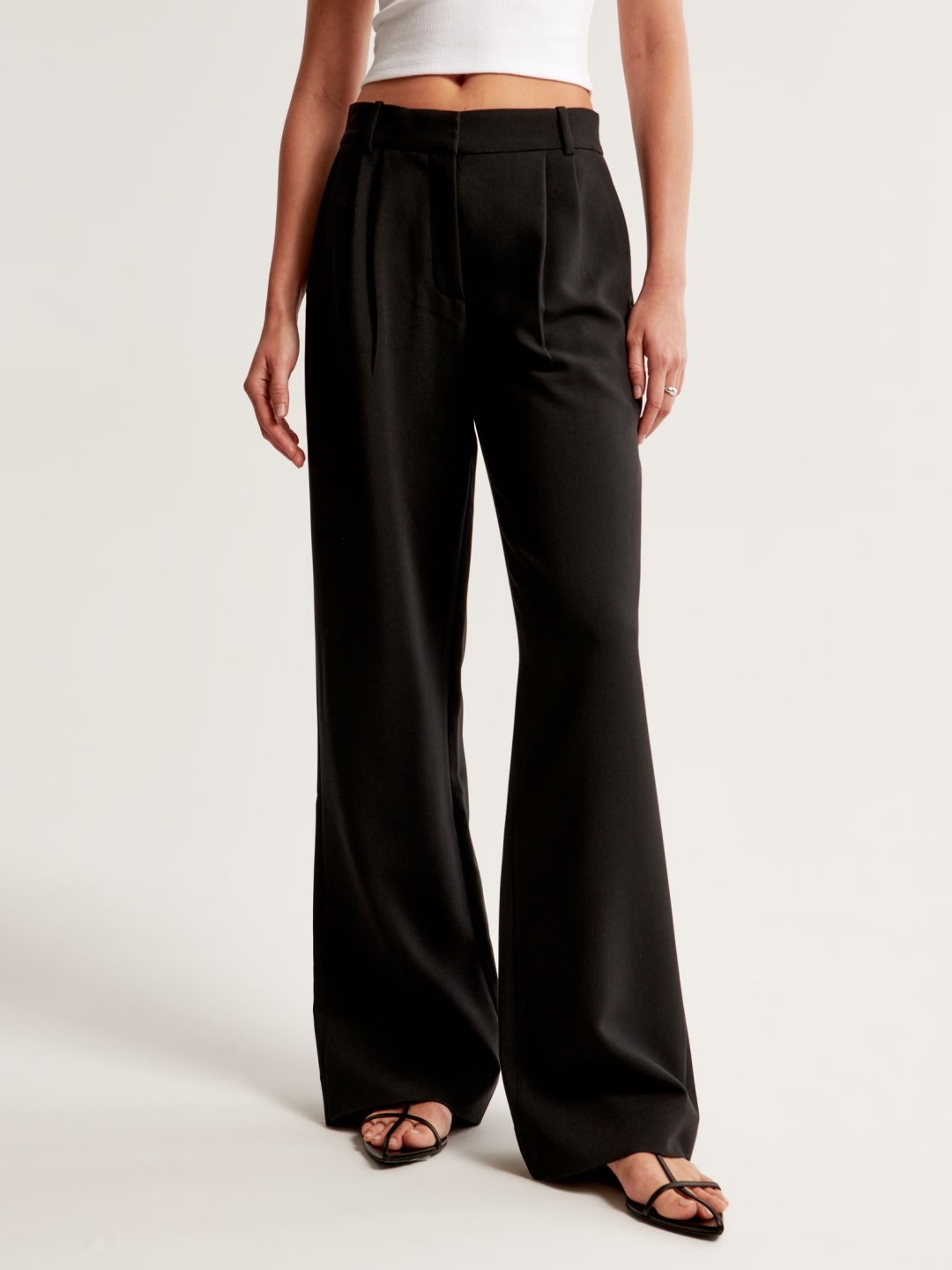 

Chemistry Women Comfort Flared High-Rise Pleated Trousers, Black