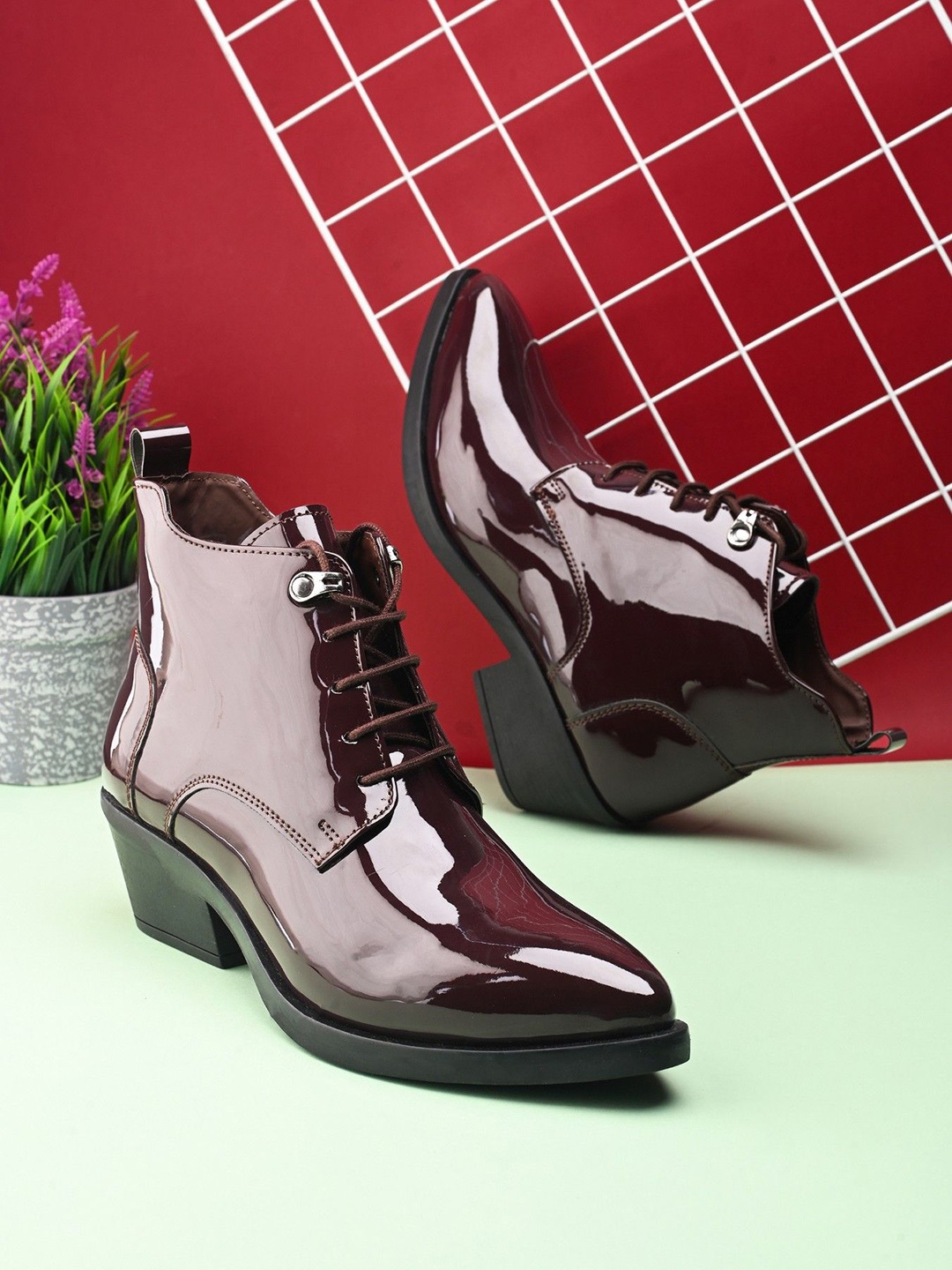 

DressBerry Women Casual Block-Heeled Regular Boots, Red