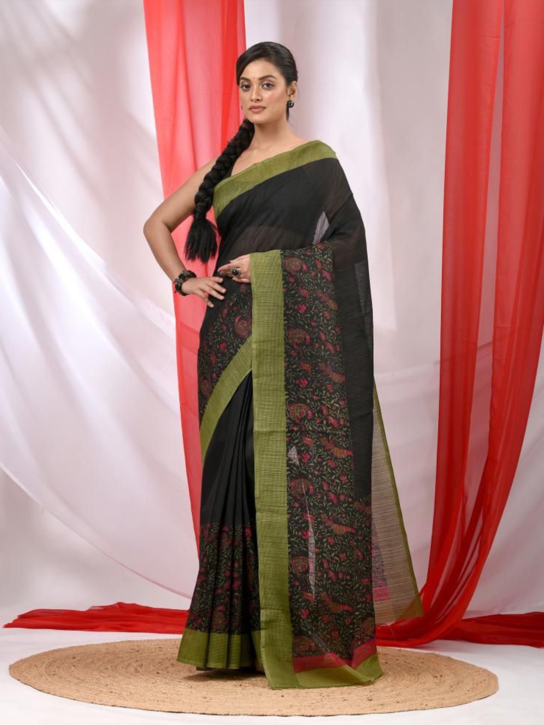 

VIBHAVARI Ethnic Motifs Silk Cotton Saree, Black