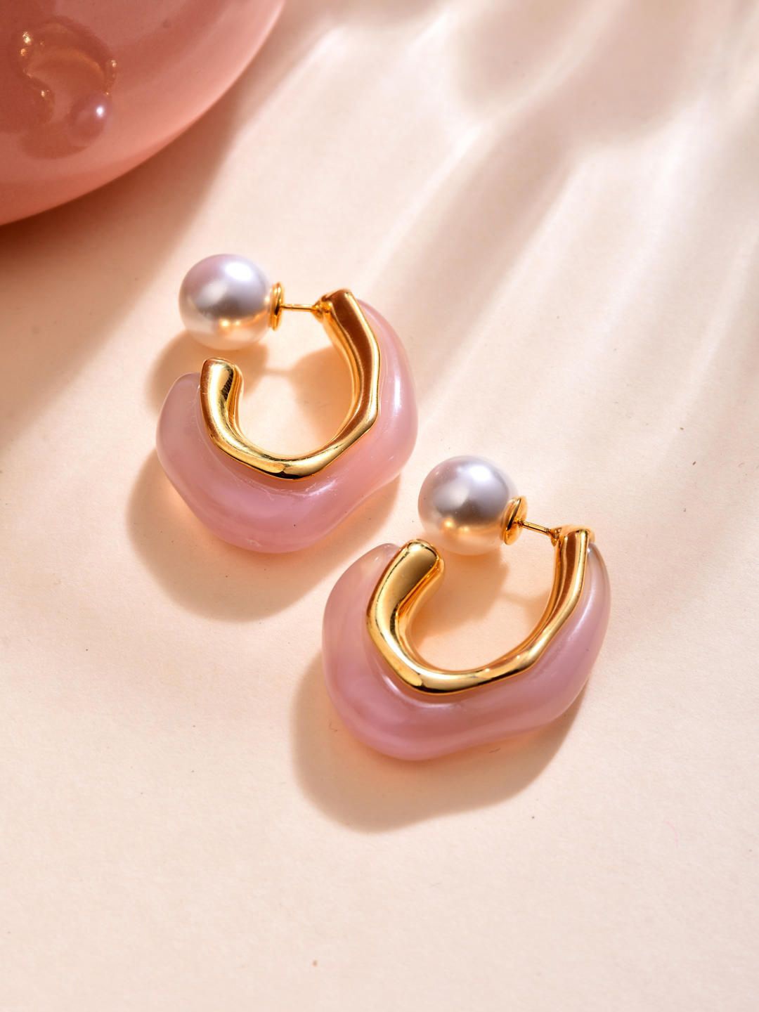 

Reenisaa Oval Half Hoop Earrings, Pink