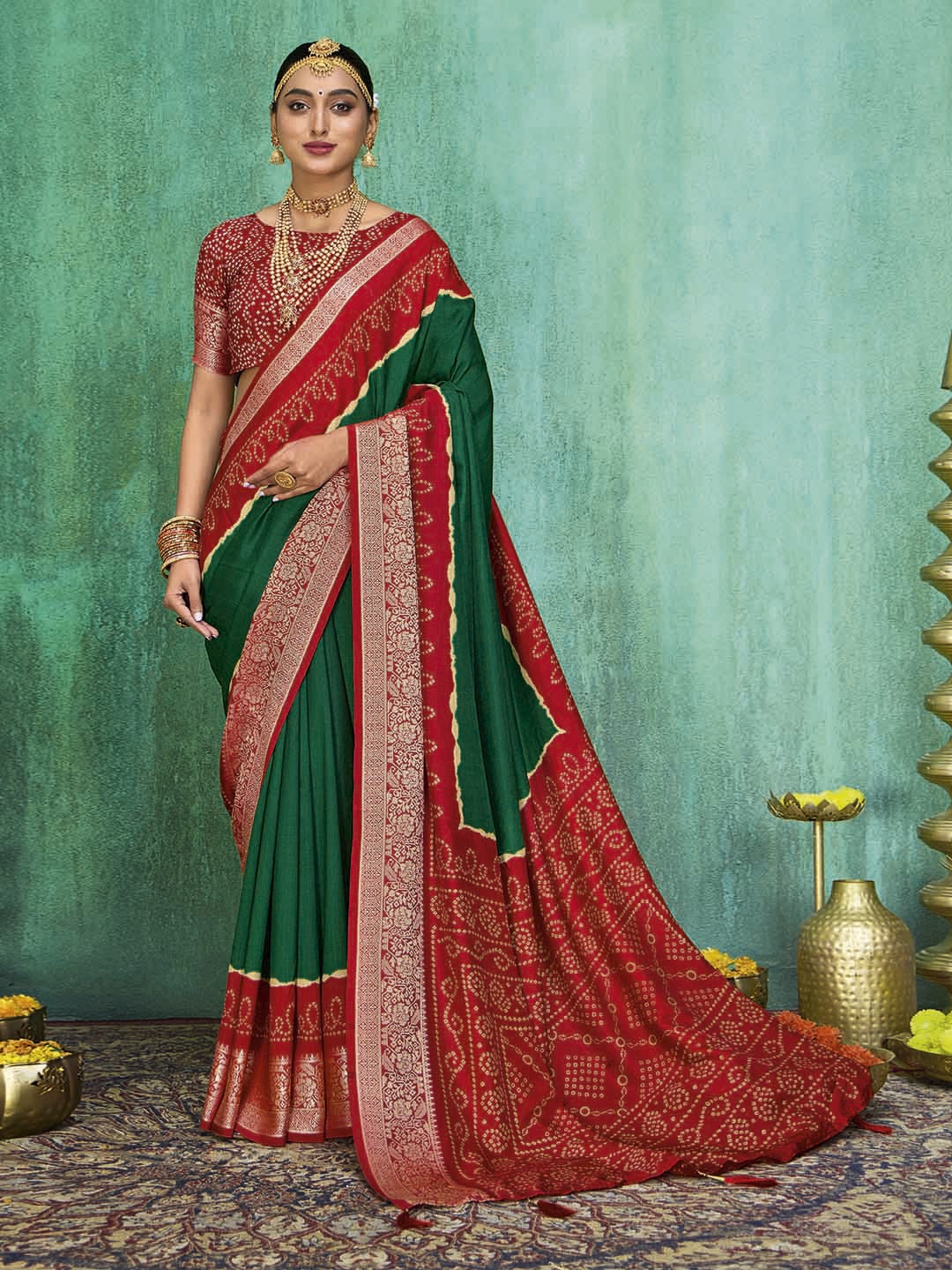 

Meena Bazaar Art Silk Saree, Green
