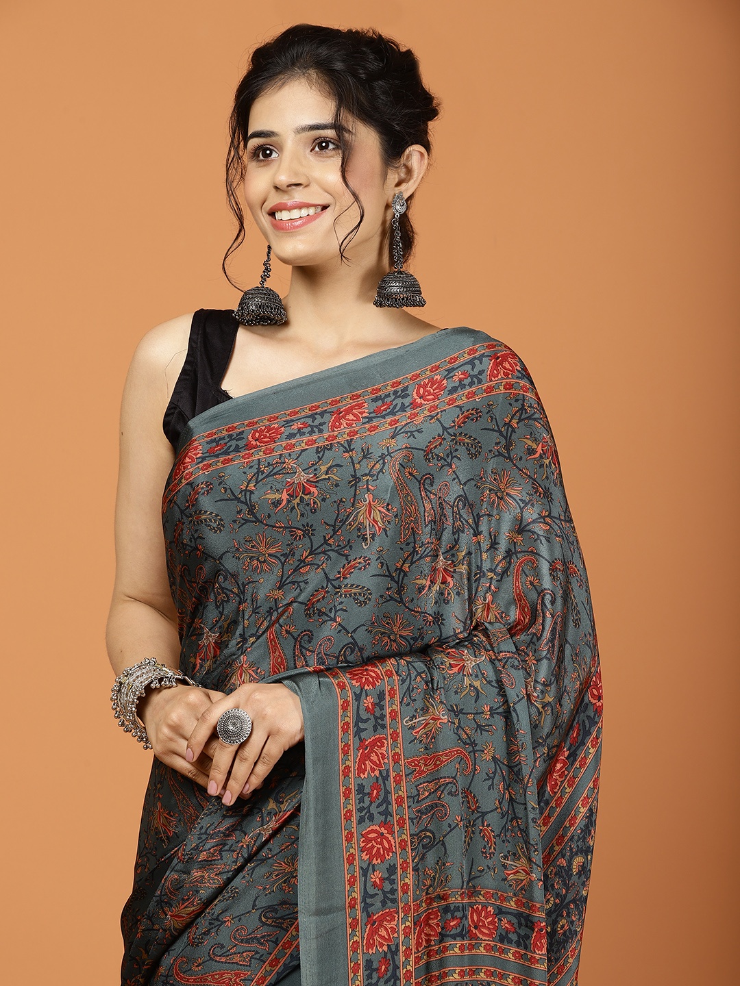 

Meena Bazaar Poly Crepe Saree, Sea green