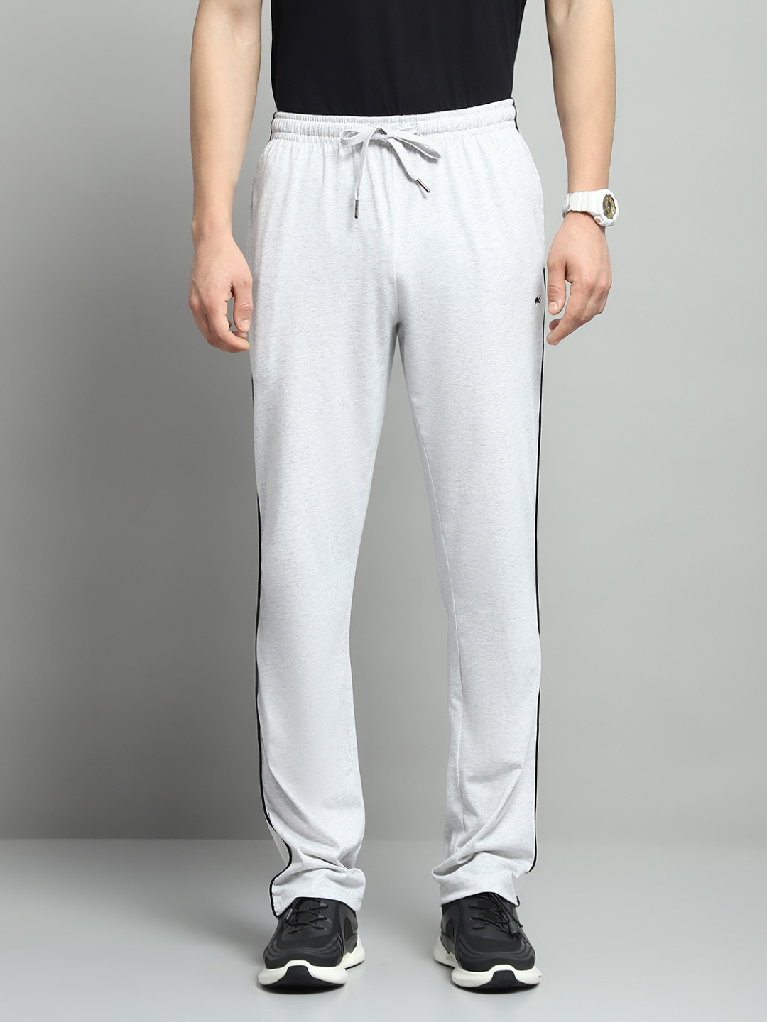 

Monte Carlo Men Track Pants, Off white