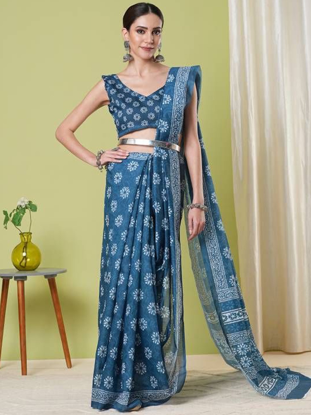 

HERE&NOW Floral Silk Cotton Chanderi Saree, Blue
