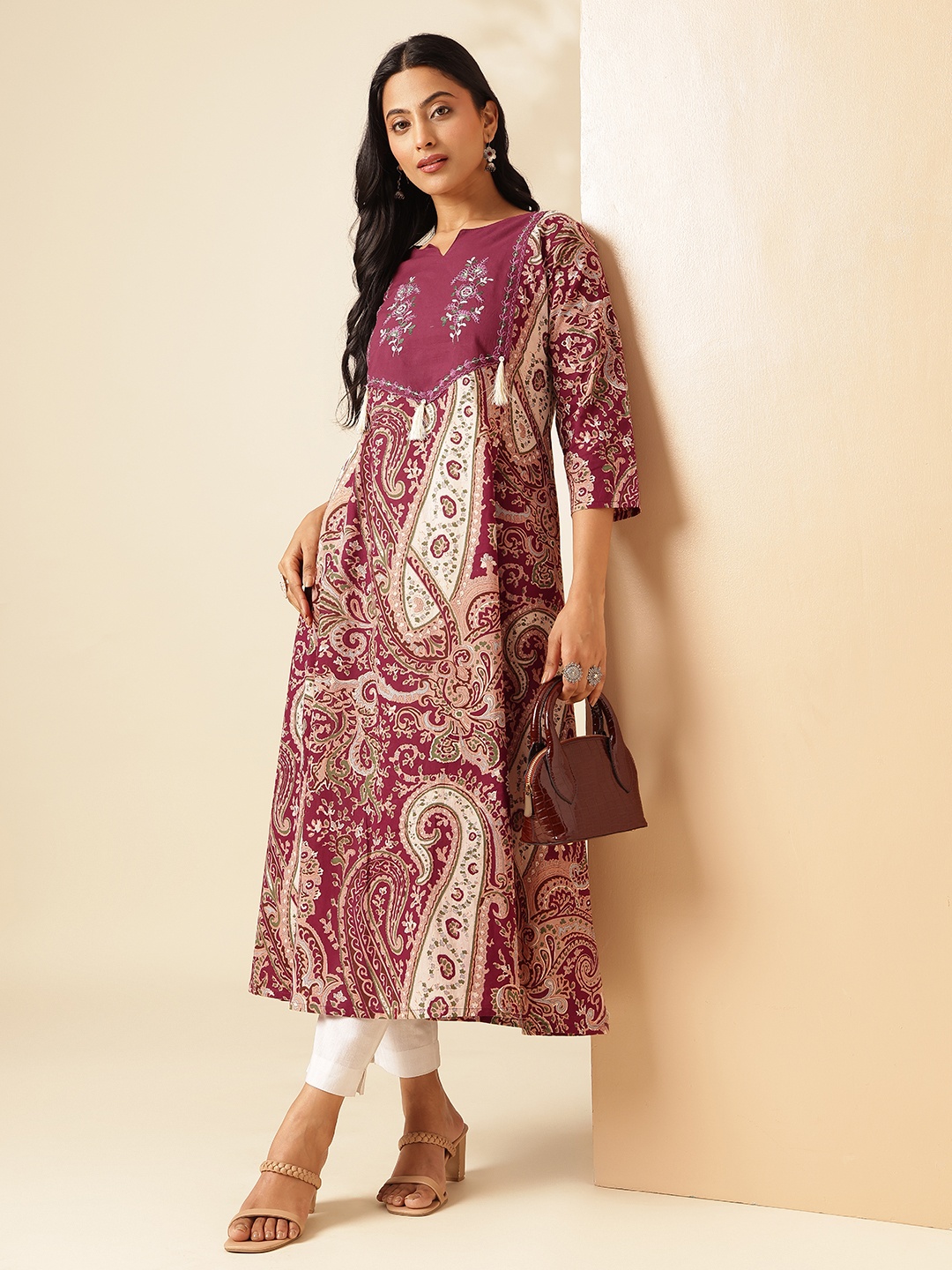 

Vbuyz Women Paisley Printed Thread Work Floral Anarkali Kurta, Purple