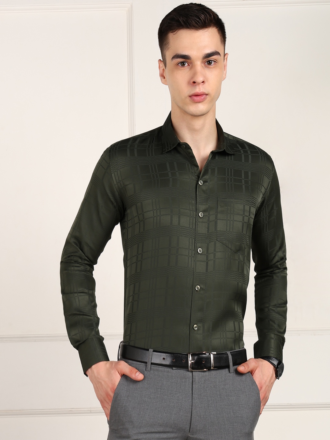 

PulseIQ Men Slim Fit Floral Opaque Casual Shirt, Green