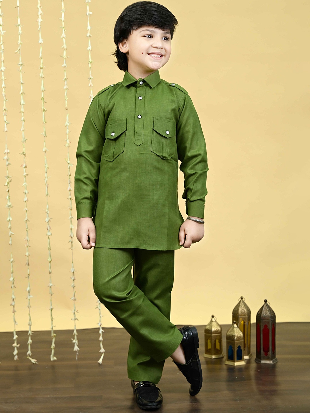 

BT DEZINES Boys Regular Kurta with Salwar, Olive