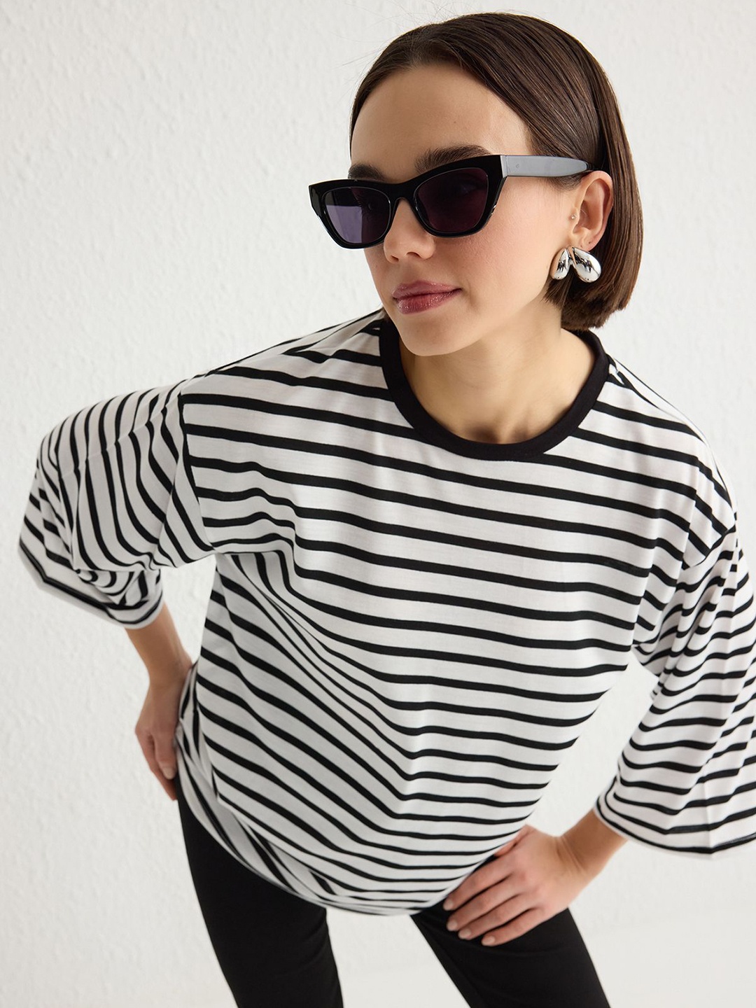 

Trendyol Women Striped Monochrome Pockets T-shirt, Na
