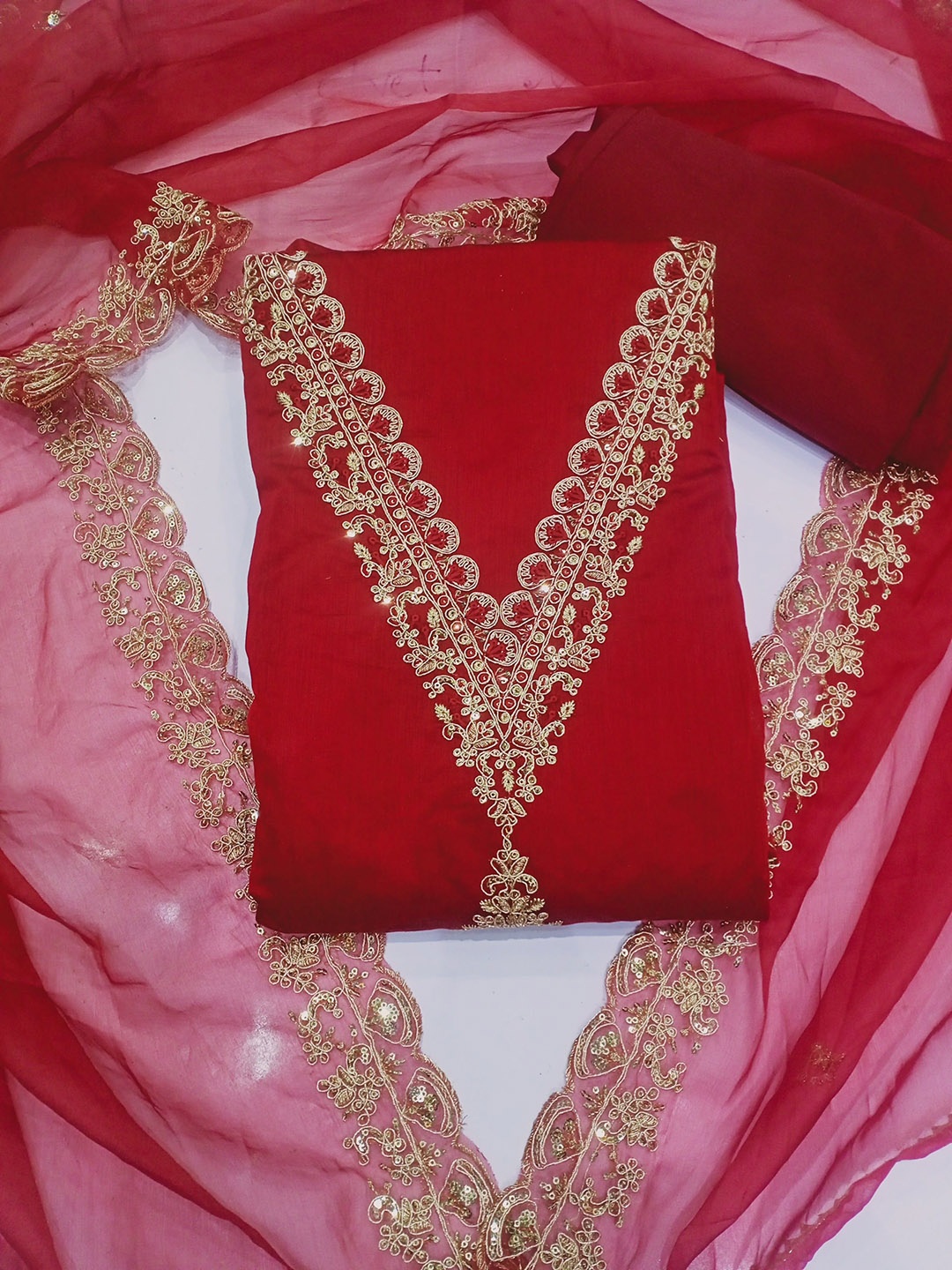 

REET MAHAL Art Silk Unstitched Dress Material, Red