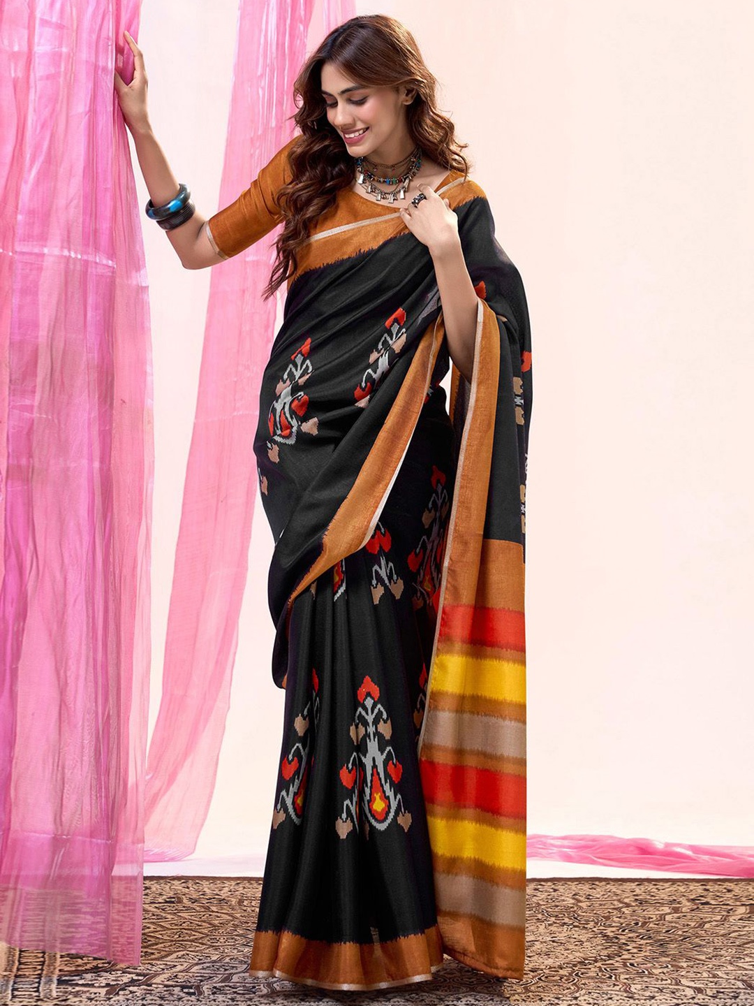 

LeeliPeeri Designer Ethnic Motifs Zari Silk Blend Tussar Saree, Black