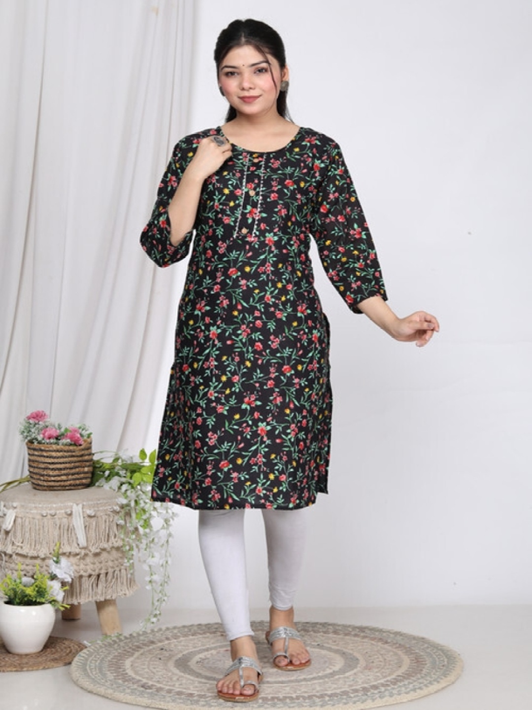 

Moda Rapido Floral Printed Gotta Patti Straight Kurta, Black