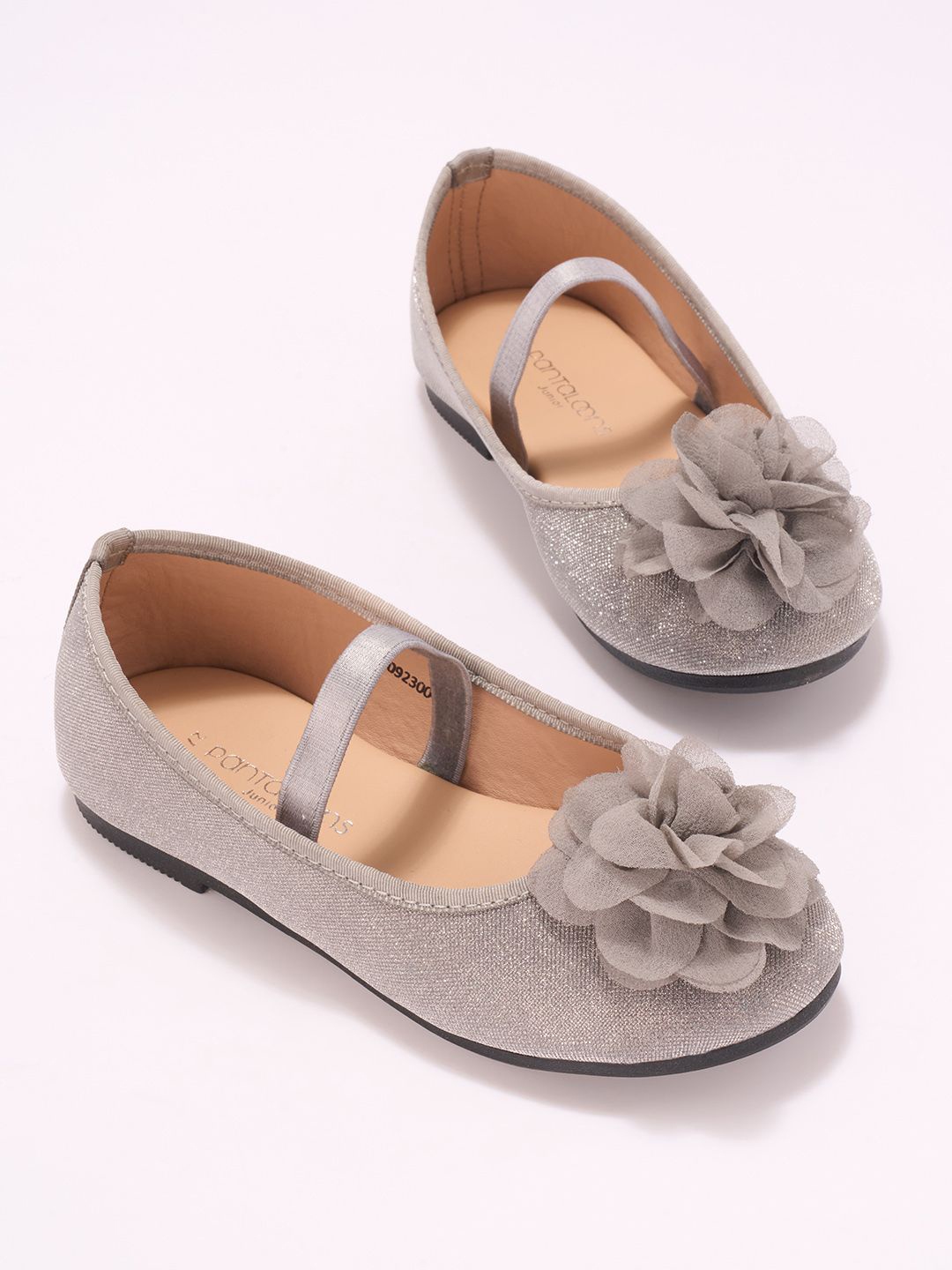 

Pantaloons Junior Girls Embellished Party Fashion with Bows Flats, Grey