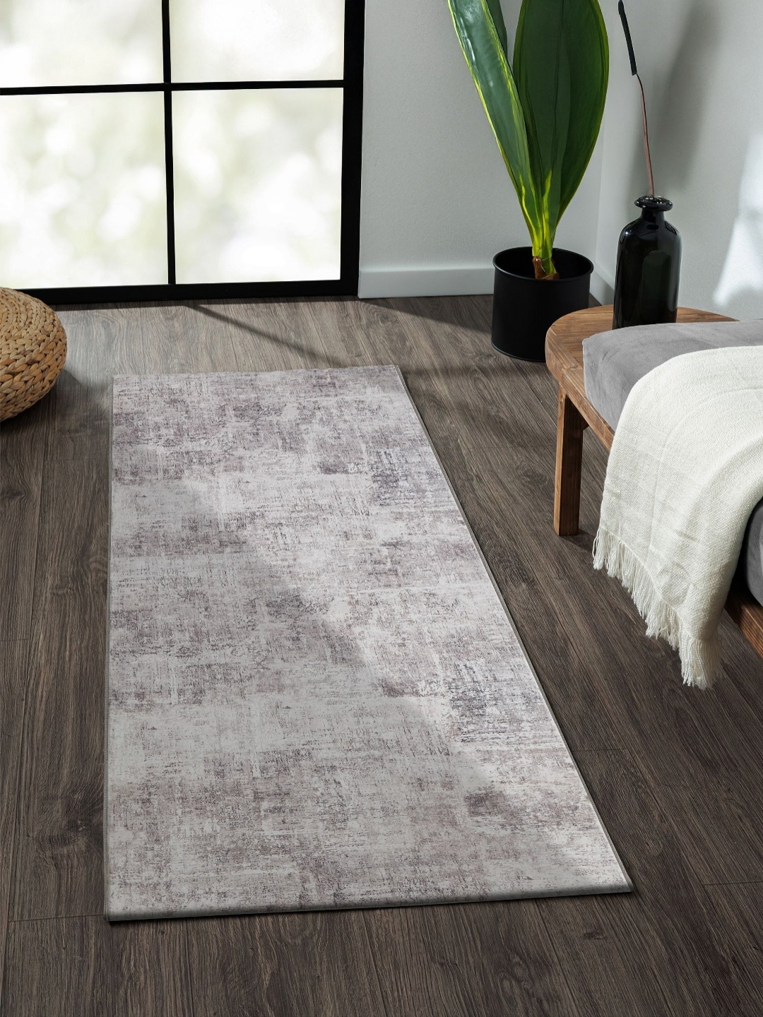 

OBSESSIONS Beige Rectangle Bed Runner, Grey