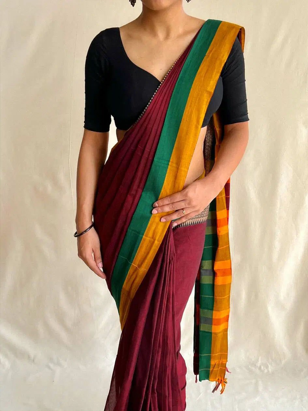 

DEVIKA TEXTILES Zari Pure Cotton Narayan Peth Saree, Maroon