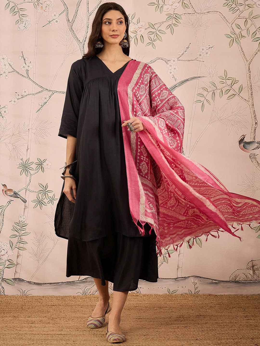 

InWeave V-Neck A-Line Kurta With Palazzos And Dupatta, Black