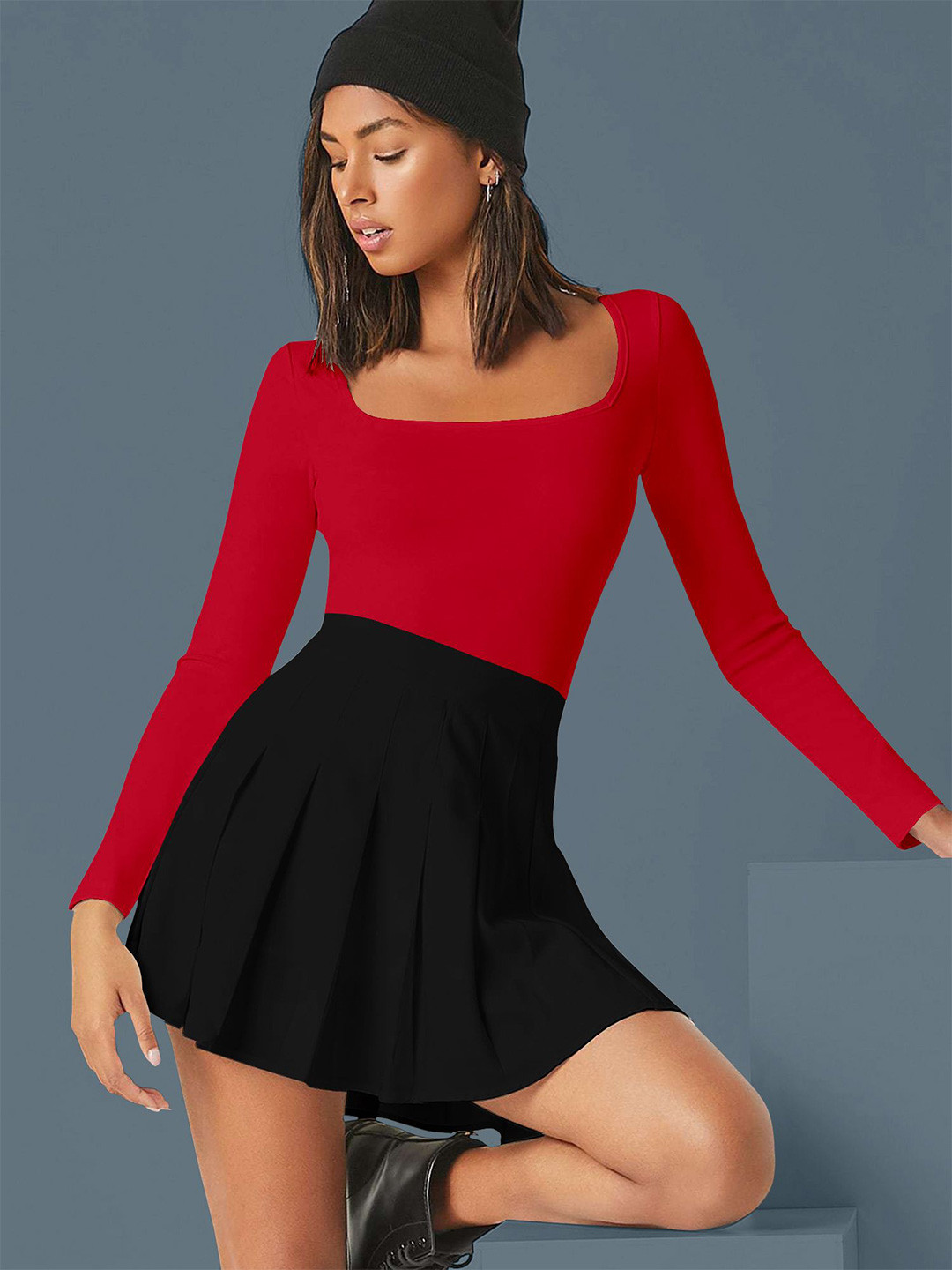 

Dream Beauty Fashion Square Neck Fitted Top, Red