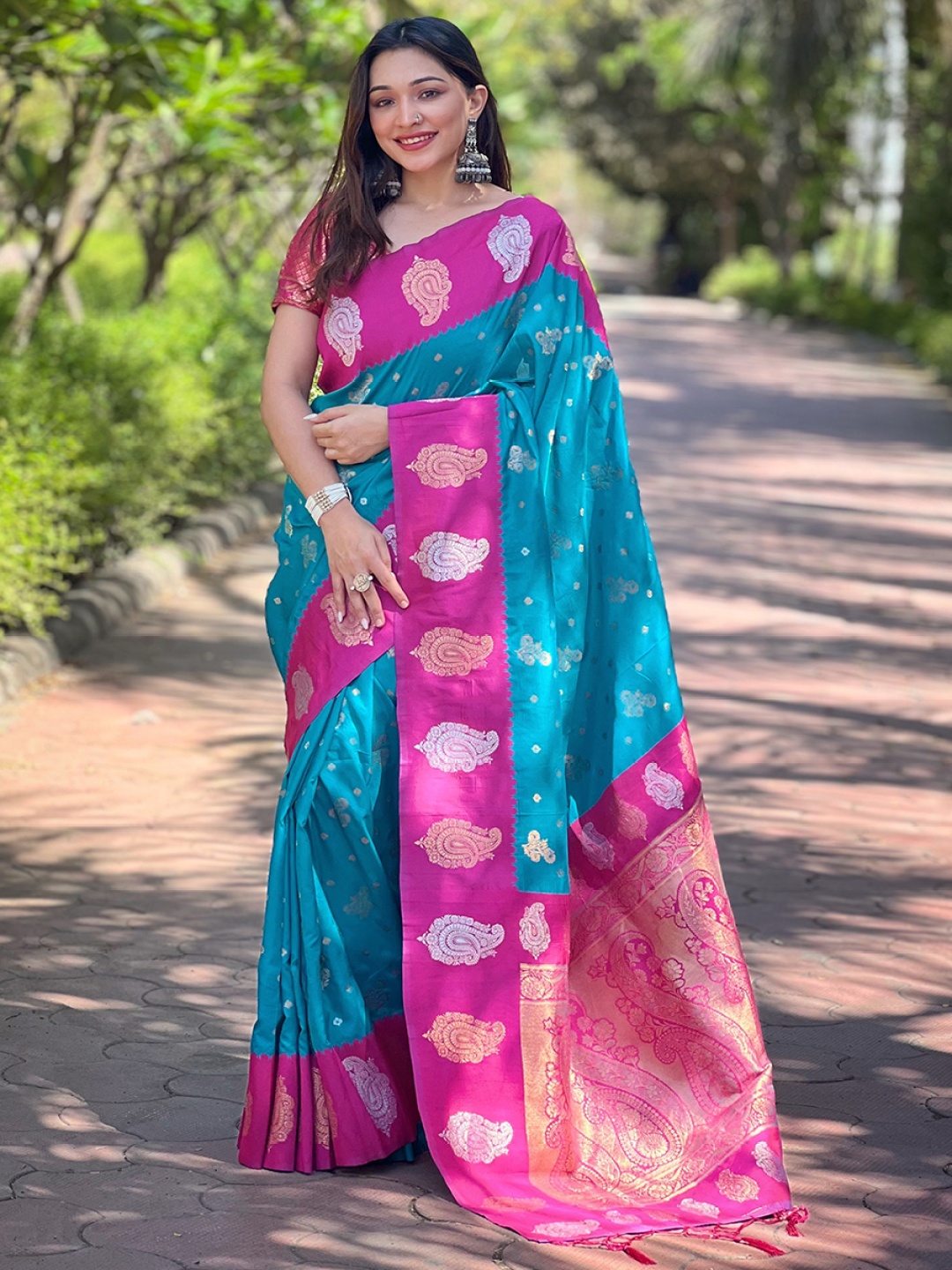

all about you Woven Design Silk Blend Paithani Saree, Blue