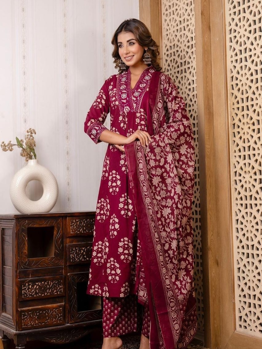 

Swaranjali Women Floral Printed Pleated Mirror Work Pure Cotton Kurta with Trousers & With Dupatta, Maroon