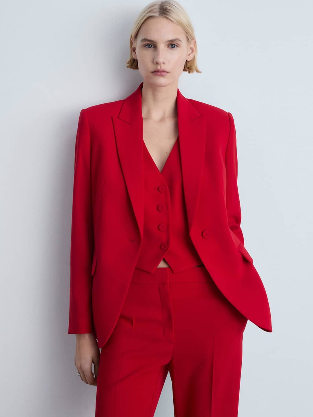 

MANGO Peaked Lapel Collar Single Breasted Blazer, Red