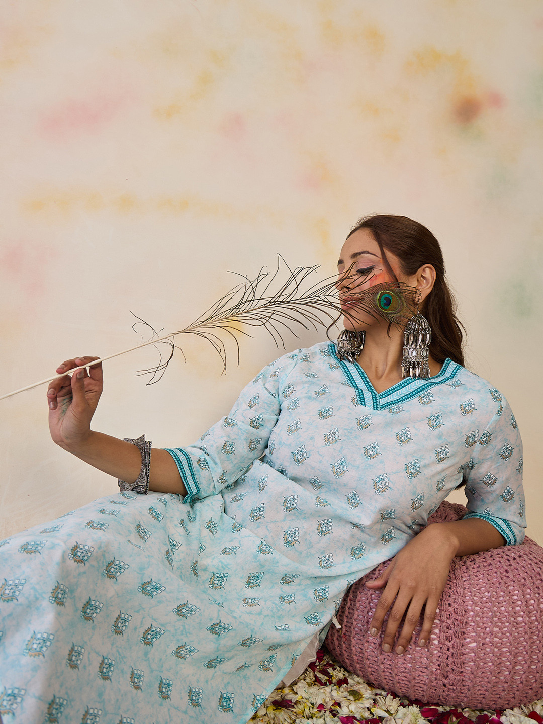 

Indo Era Women Ethnic Motifs Printed Floral Kurta, White