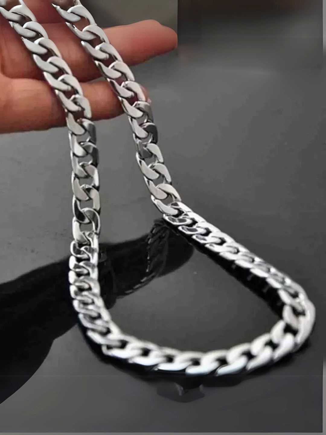 

The Roadster Lifestyle Co Men Stainless Steel Chain, Silver
