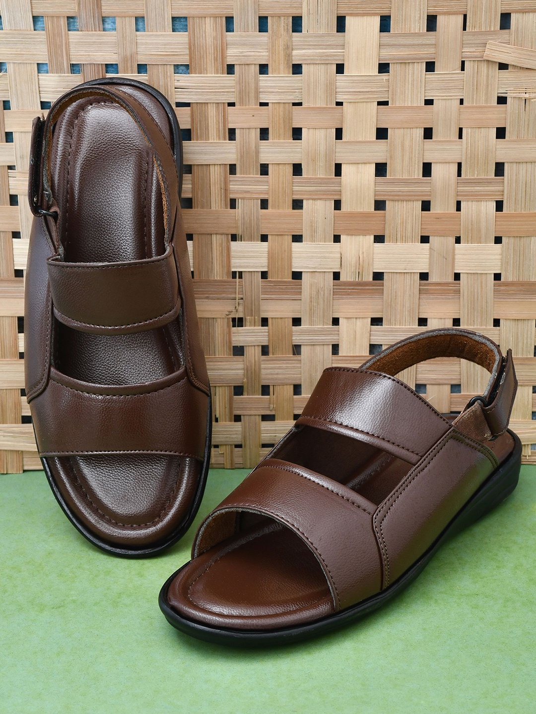 

MOSHTO Men Comfort Sandals, Brown