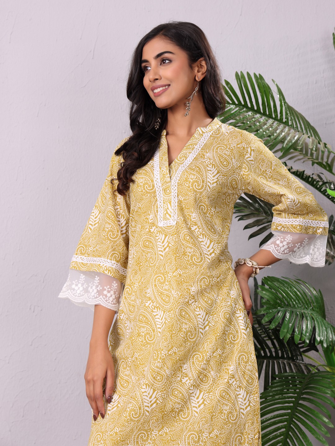 

Varanga Paisley Printed Mandarin Collar Cotton Straight Kurta, Mustard