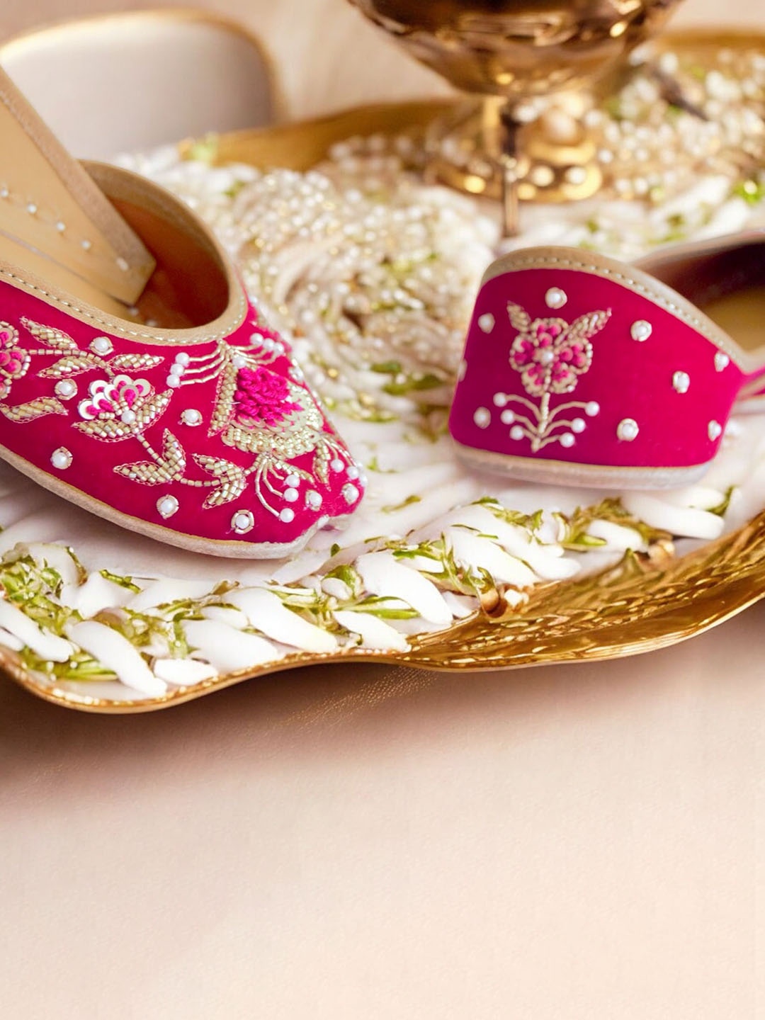 

Amaryllis for her Women Mojaris with Bows Flats, Magenta