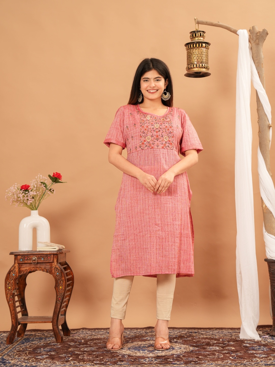 

Mehsoos Floral Embroidered Thread Work Straight Kurta, Peach