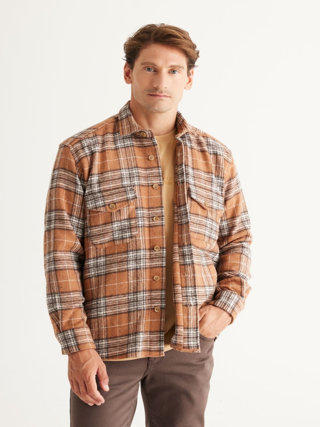 

ALTINYILDIZ CLASSICS AC Co. Men Opaque Checked Casual Shirt, Na
