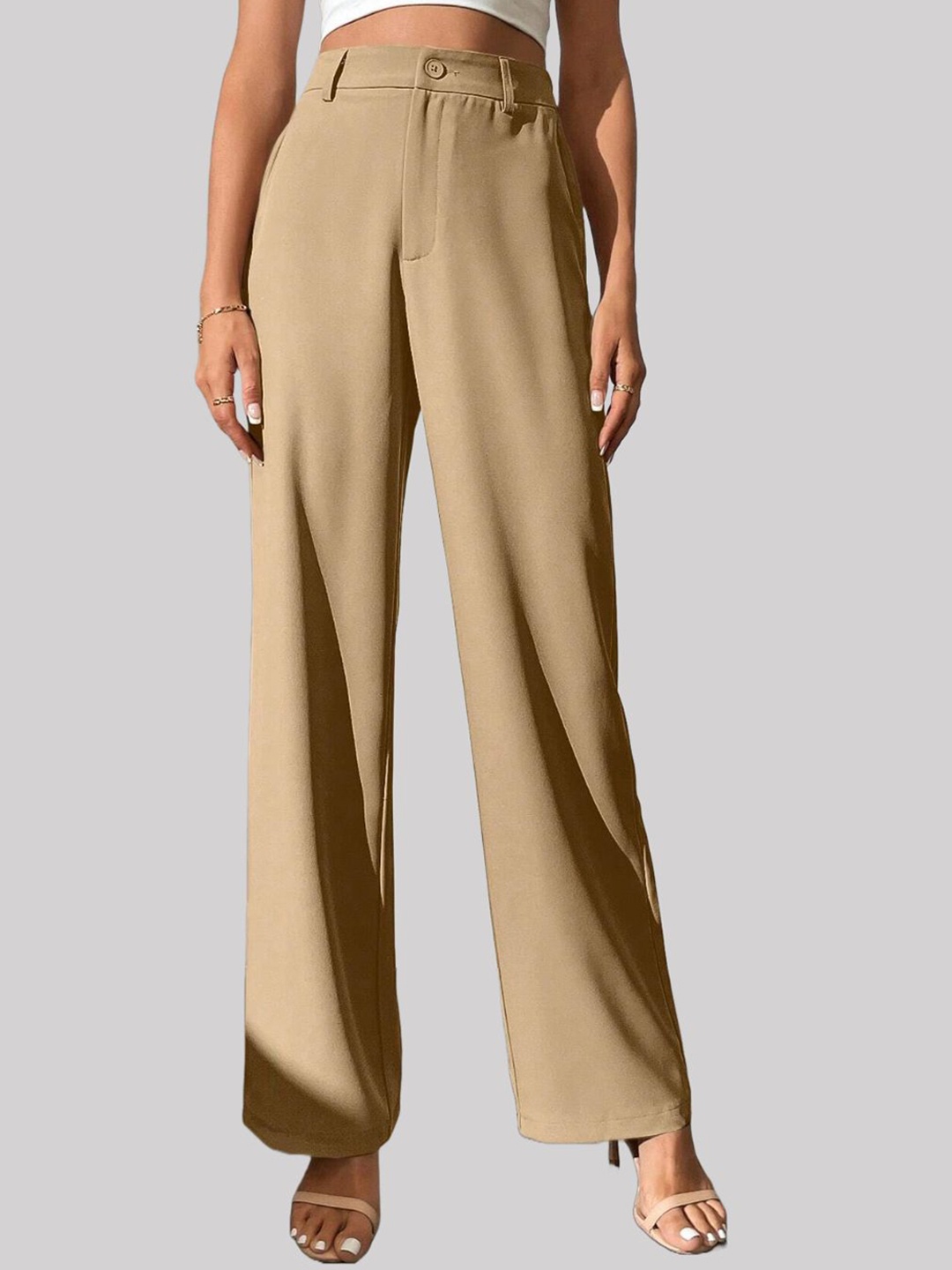

Chemistry Women Custom Straight Fit High-Rise Trousers, Beige