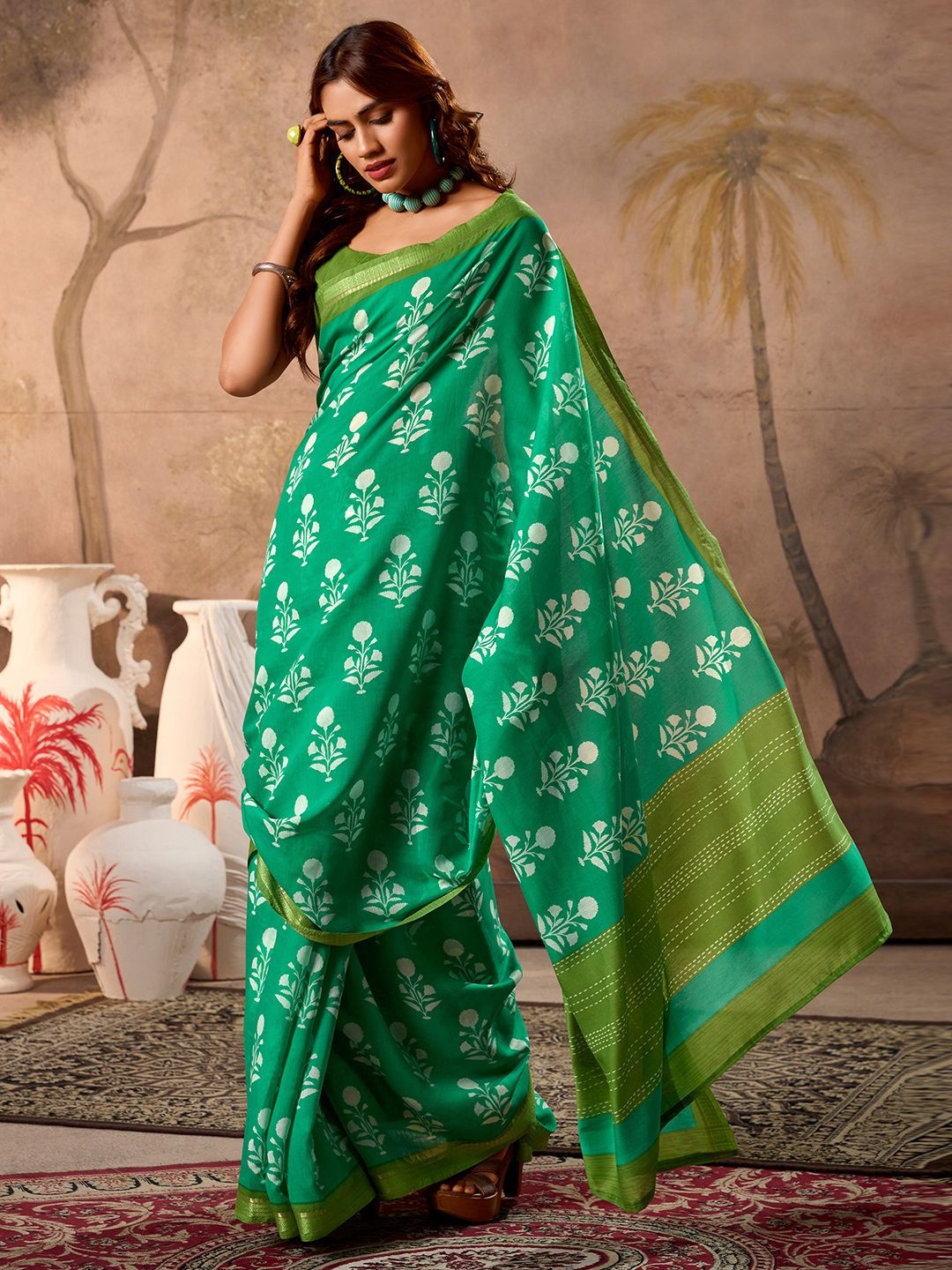

LeeliPeeri Designer Floral Zari Saree, Green
