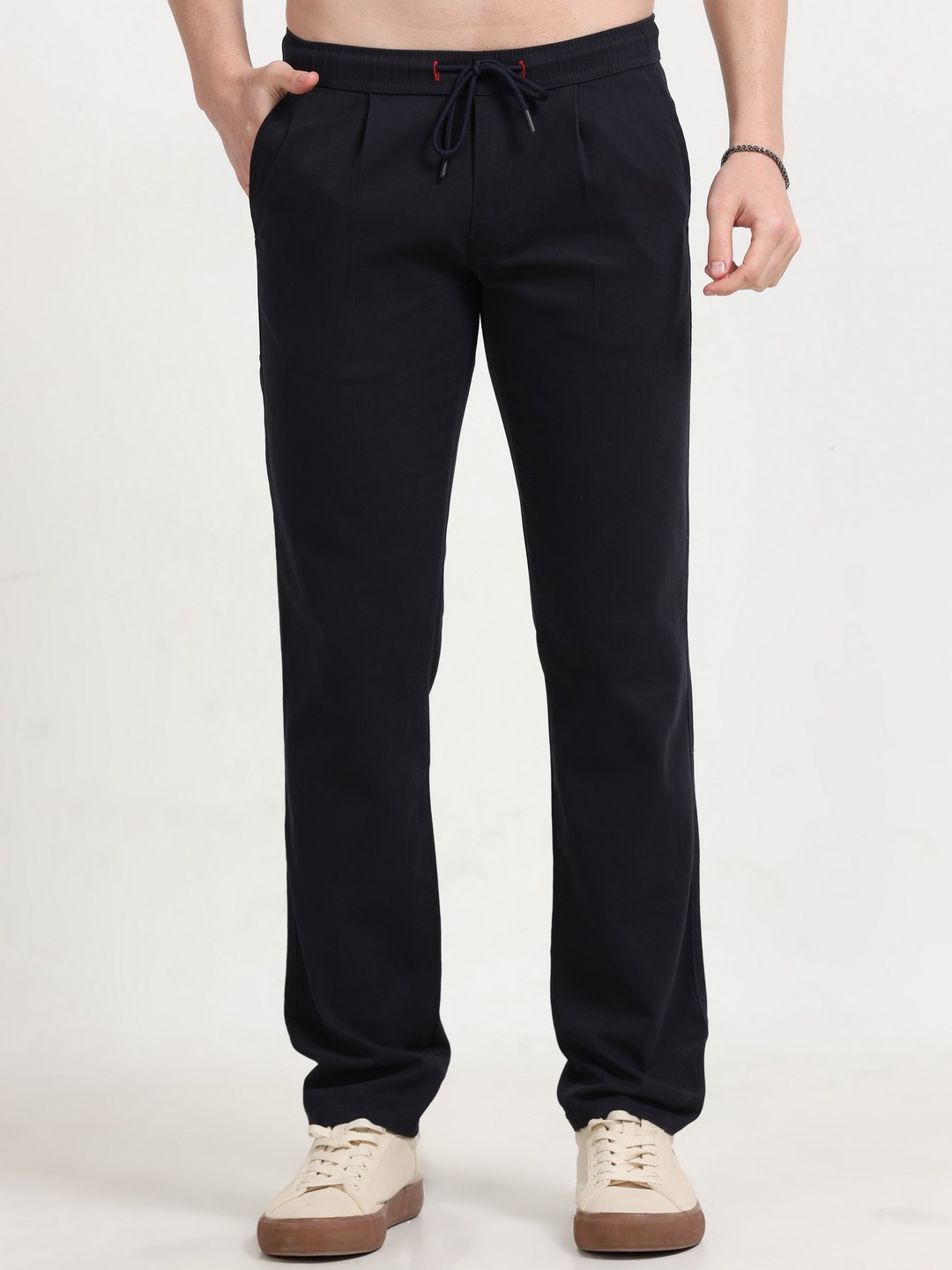 

THE BEETEL HOUSE Men Relaxed Straight Fit Pleated Trousers, Navy blue