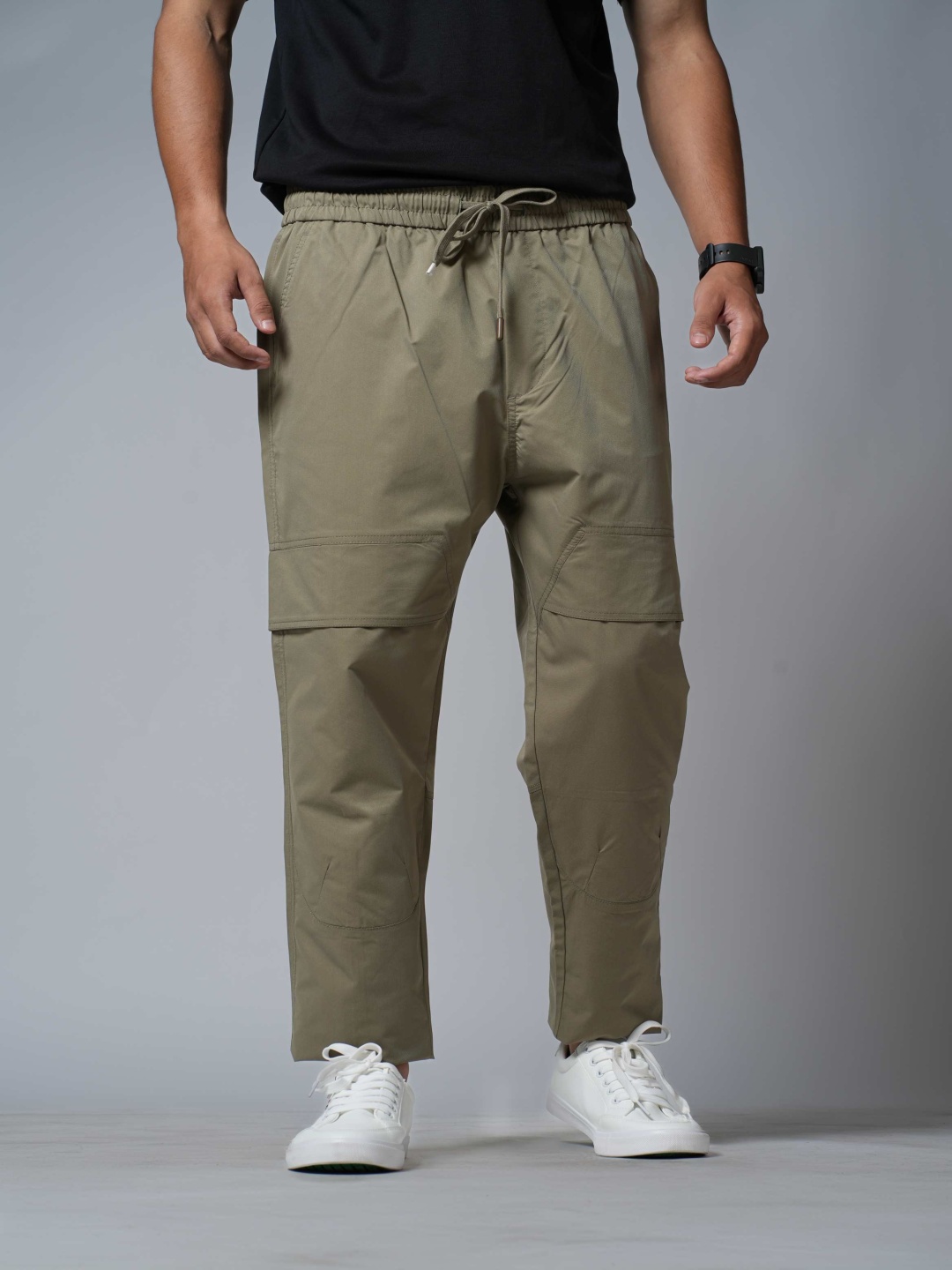 

Fort Collins Men Cotton High Rise Trousers, Olive
