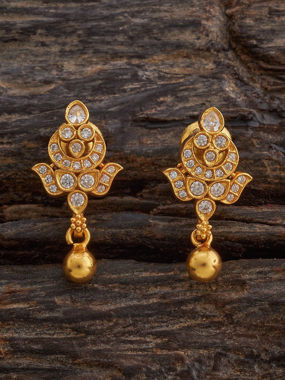 

Kushal's Fashion Jewellery Contemporary Studs Earrings, White