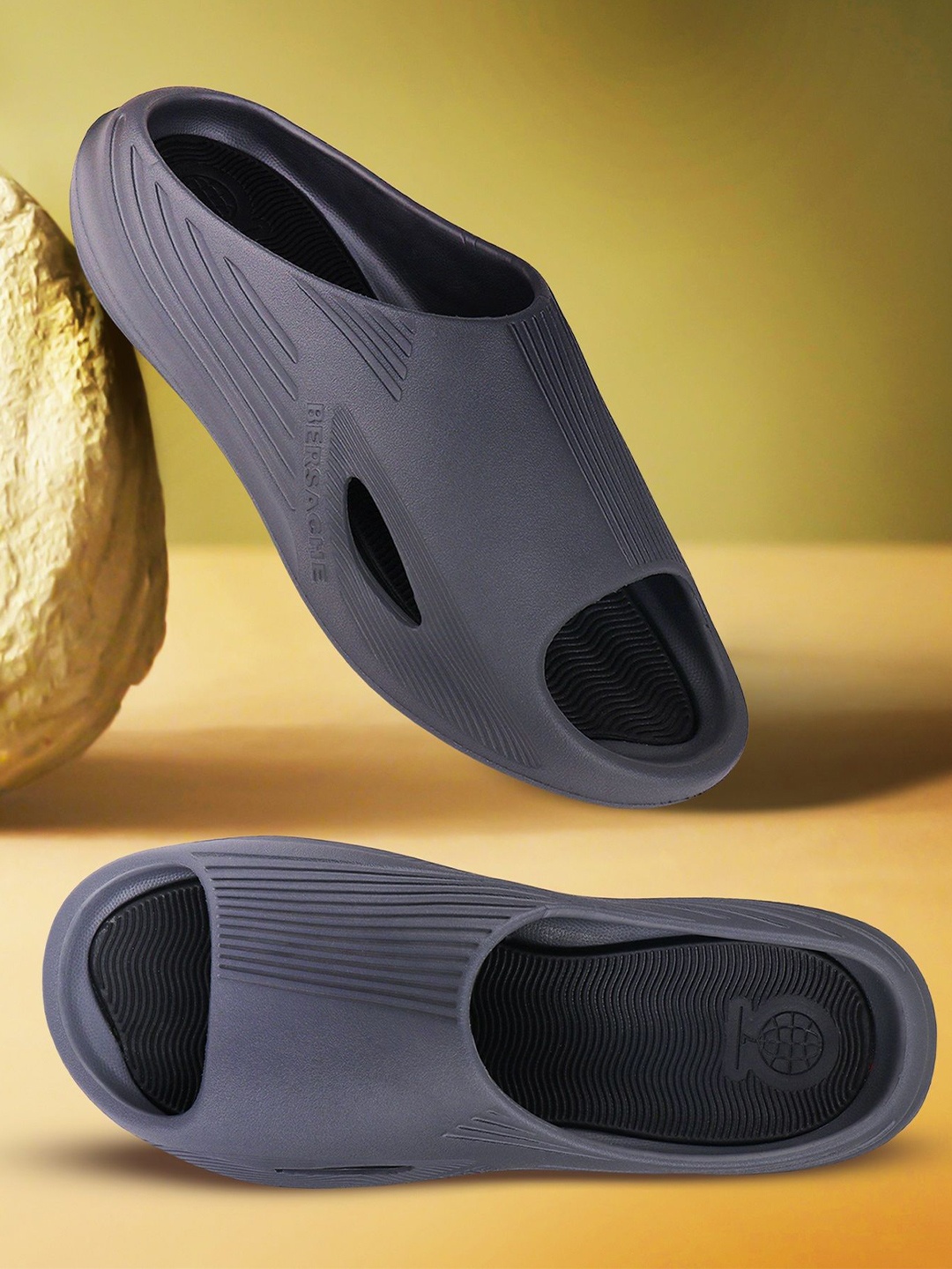 

BERSACHE Men Clogs, Grey