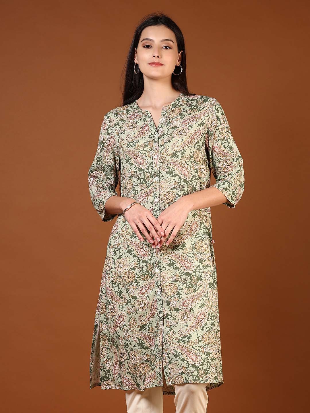 

V-Mart Women Floral Printed Kurta, Green